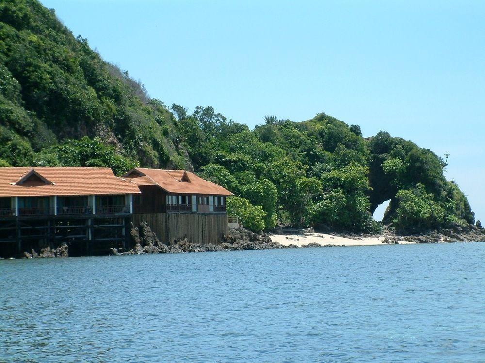 Gem Island Resort & Spa Pulau Gemia Exterior photo